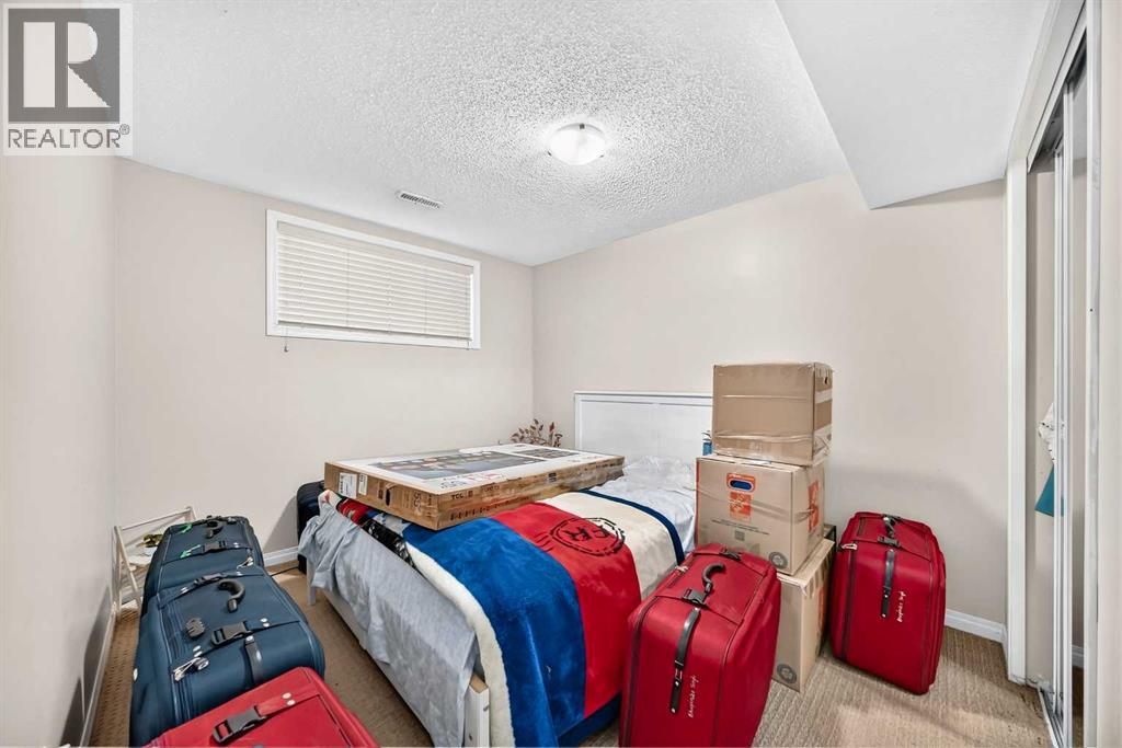 18 Taralake Gardens NE - 27