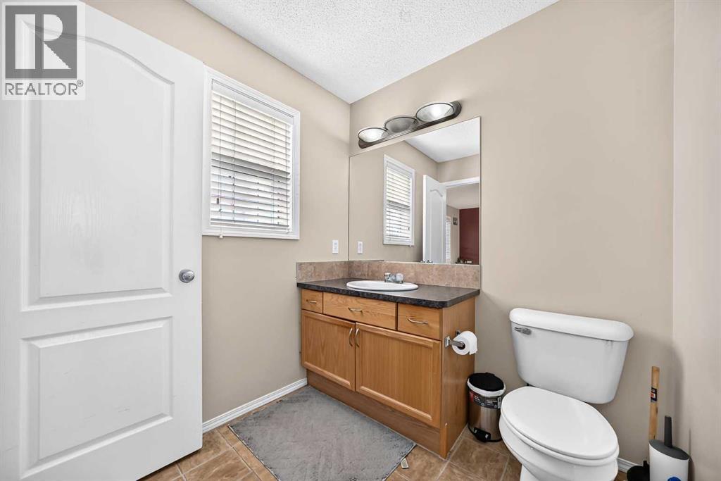18 Taralake Gardens NE - 15