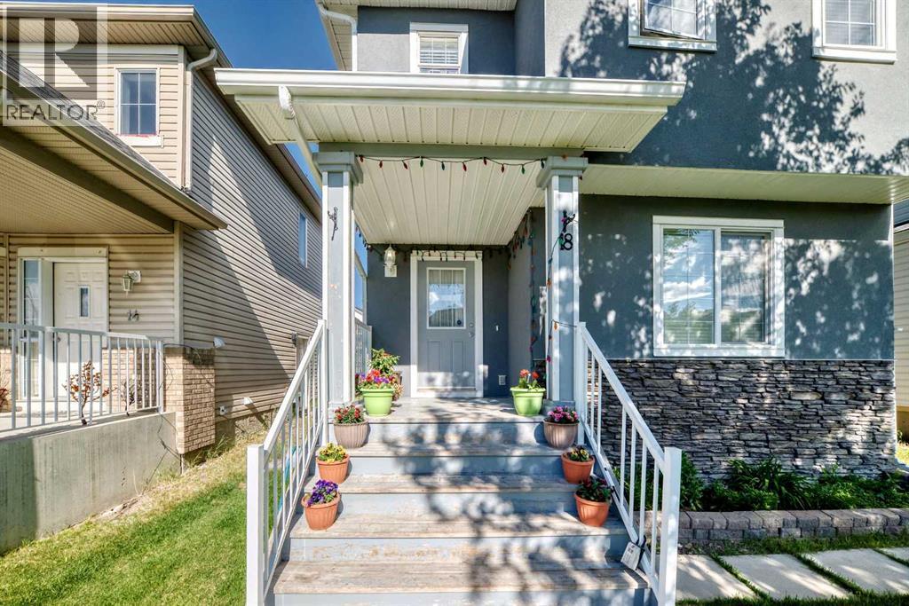 18 Taralake Gardens NE - 2