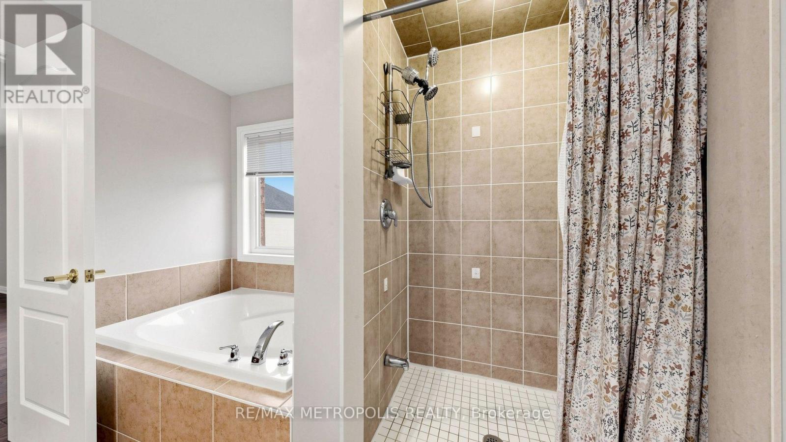 138 YAKEFARM BOULEVARD - 12