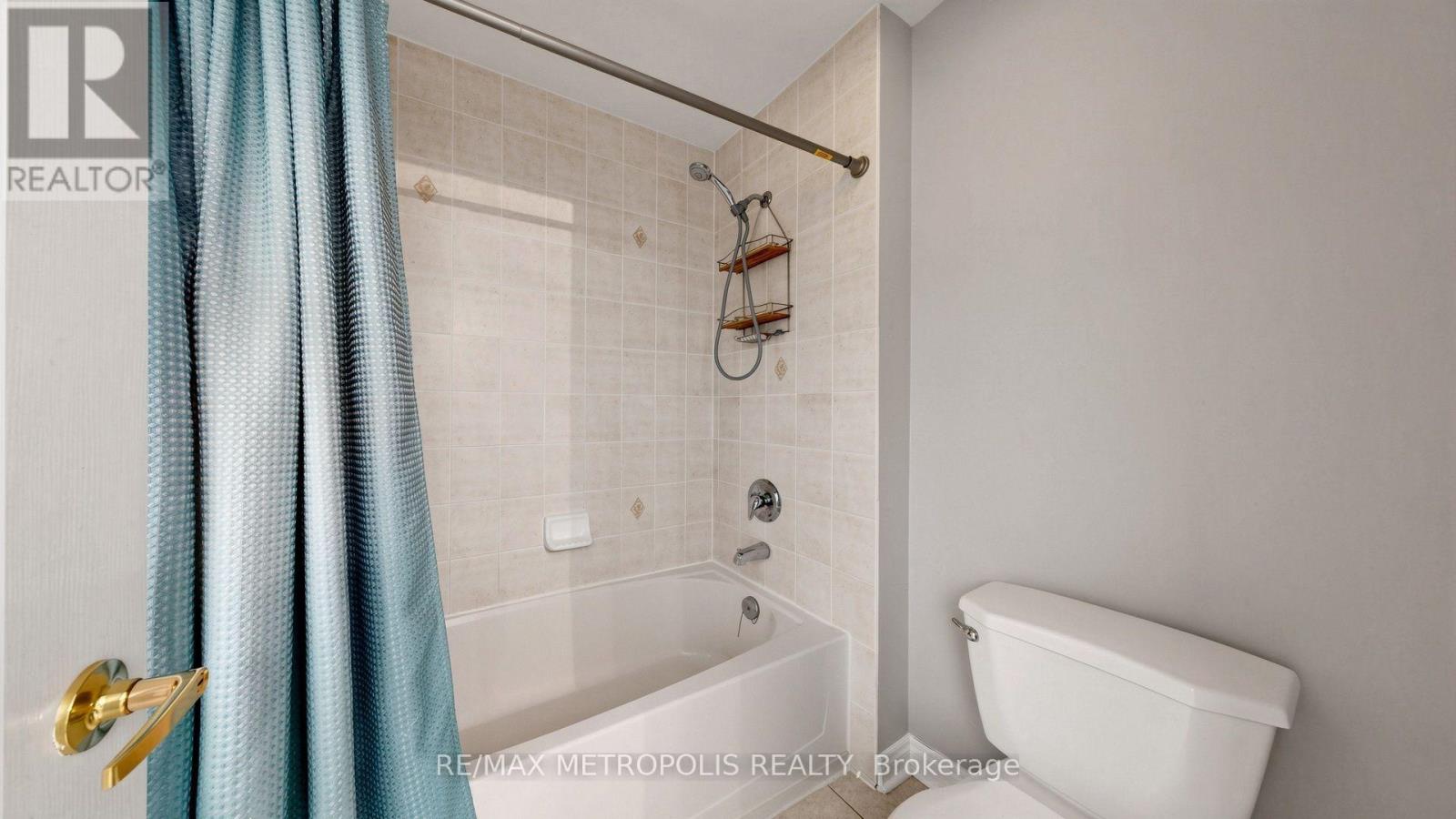 138 YAKEFARM BOULEVARD - 17