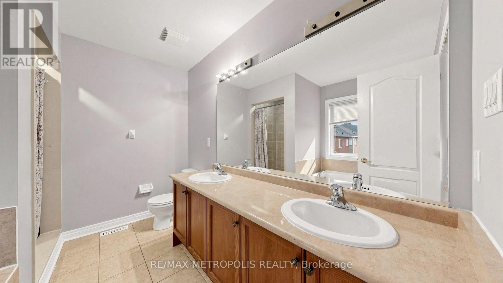 138 YAKEFARM BOULEVARD - 10