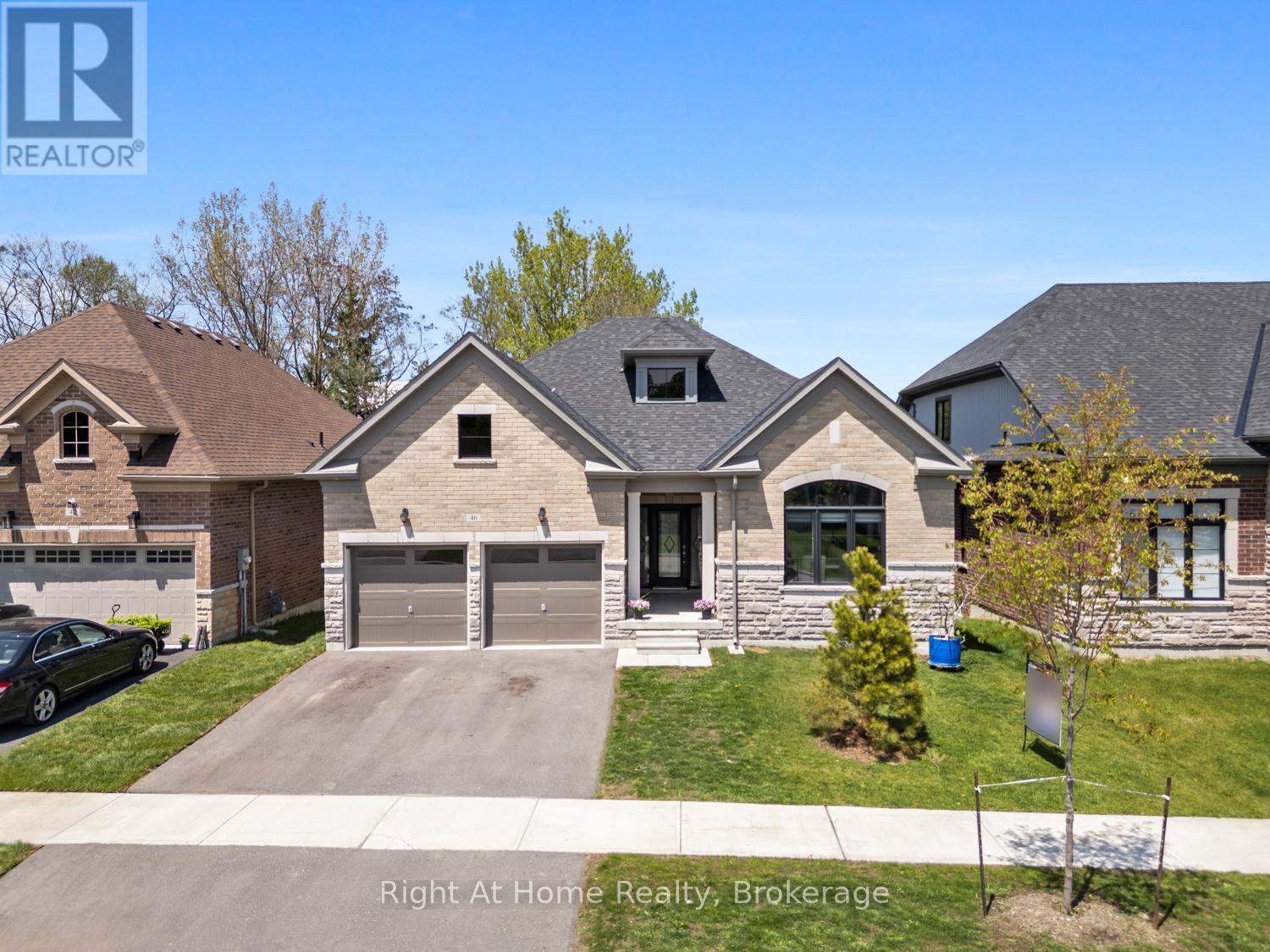 46 HOLTBY COURT E - 1