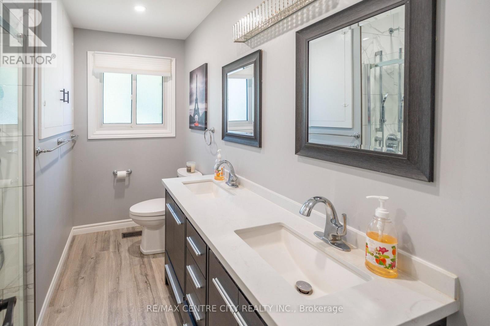140 OAKWOOD PLACE - 23