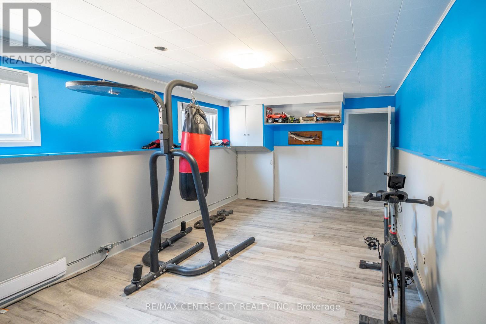 140 OAKWOOD PLACE - Image 33