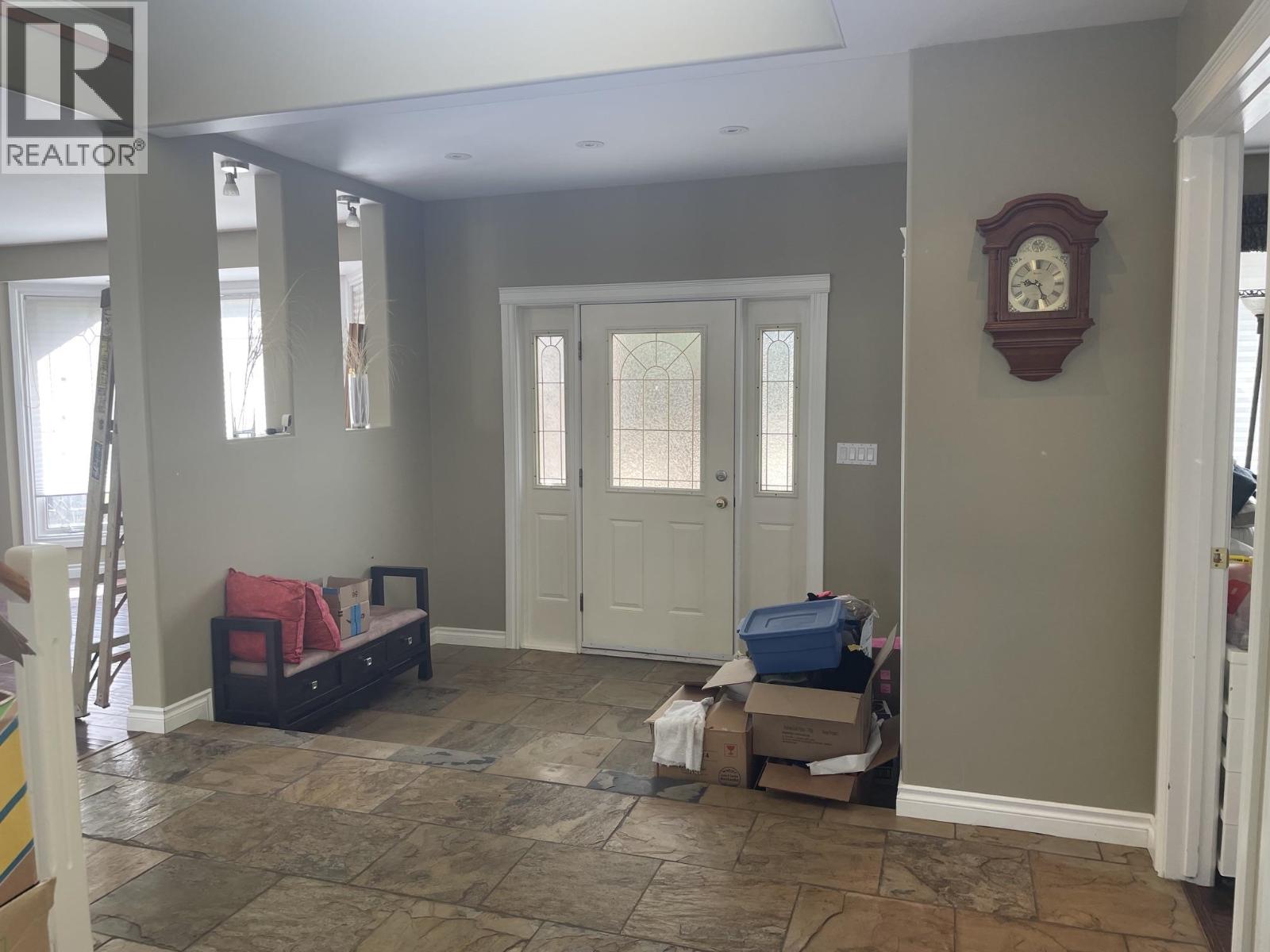 5524 MINNAKER CRESCENT - 12