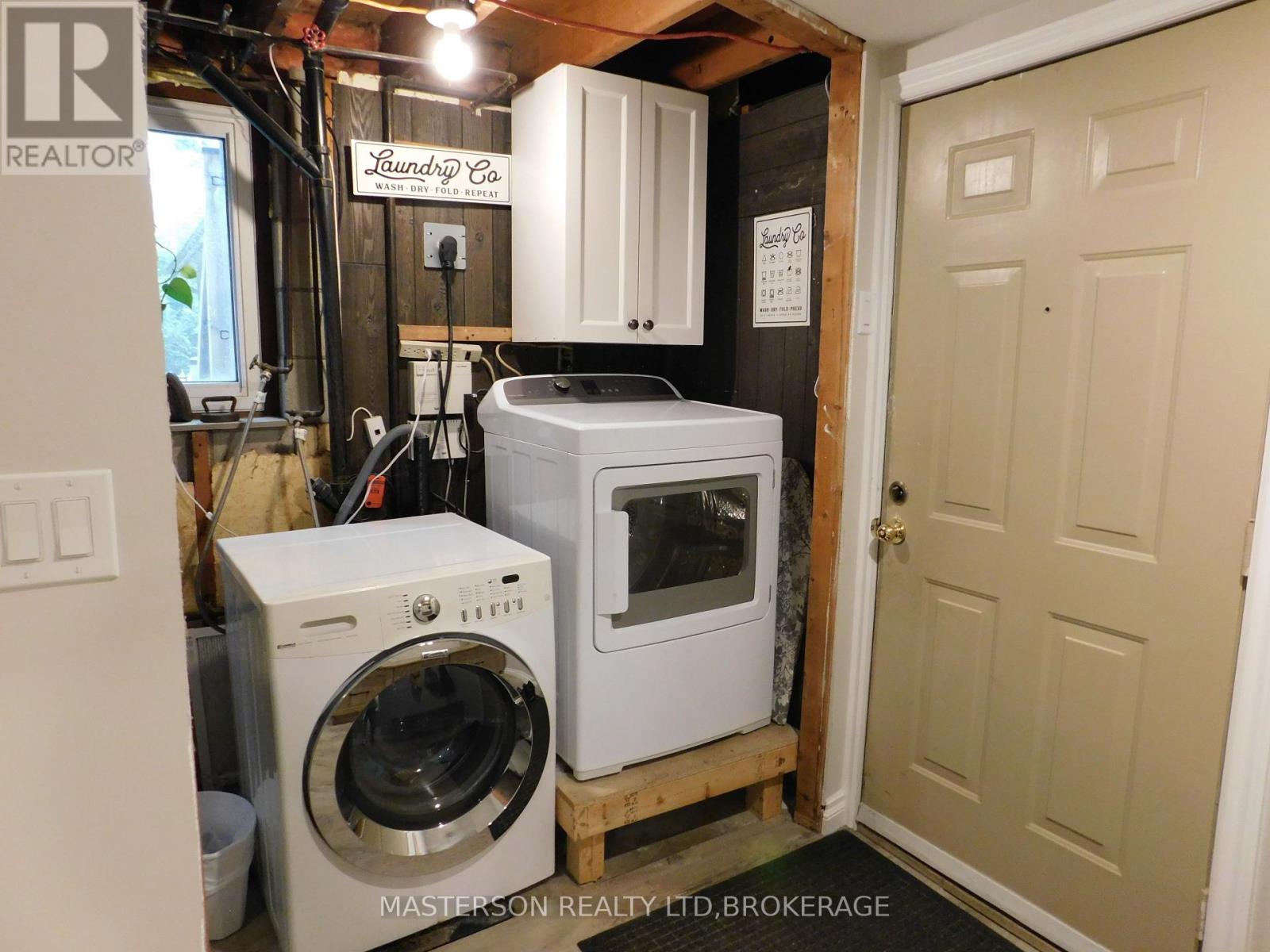1208 BENNER AVENUE - 17