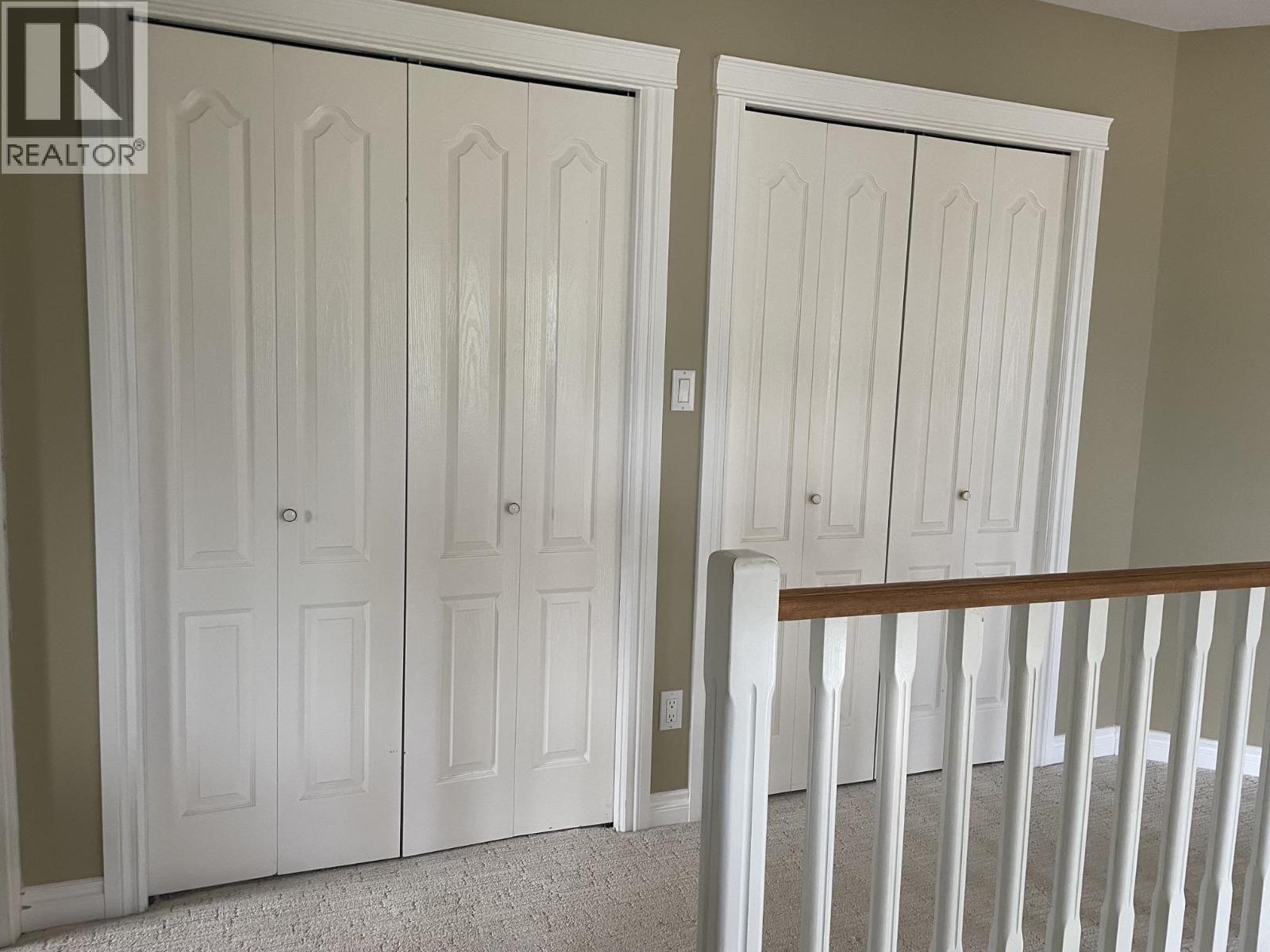 5524 MINNAKER CRESCENT - 24
