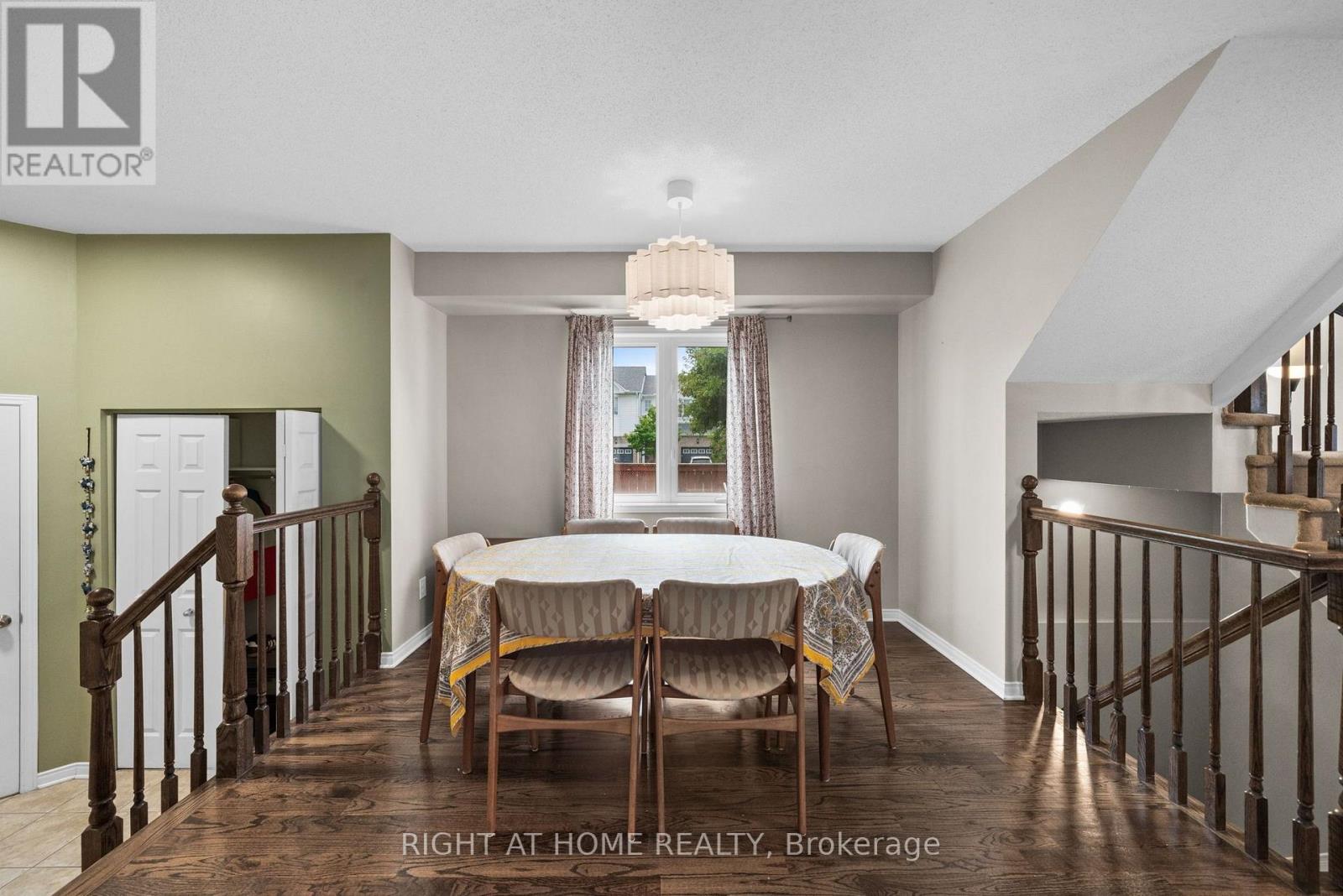 Condos for Rent in Ottawa – 100 LOKOYA STREET, Ottawa – By Peter Sagos - Image 8