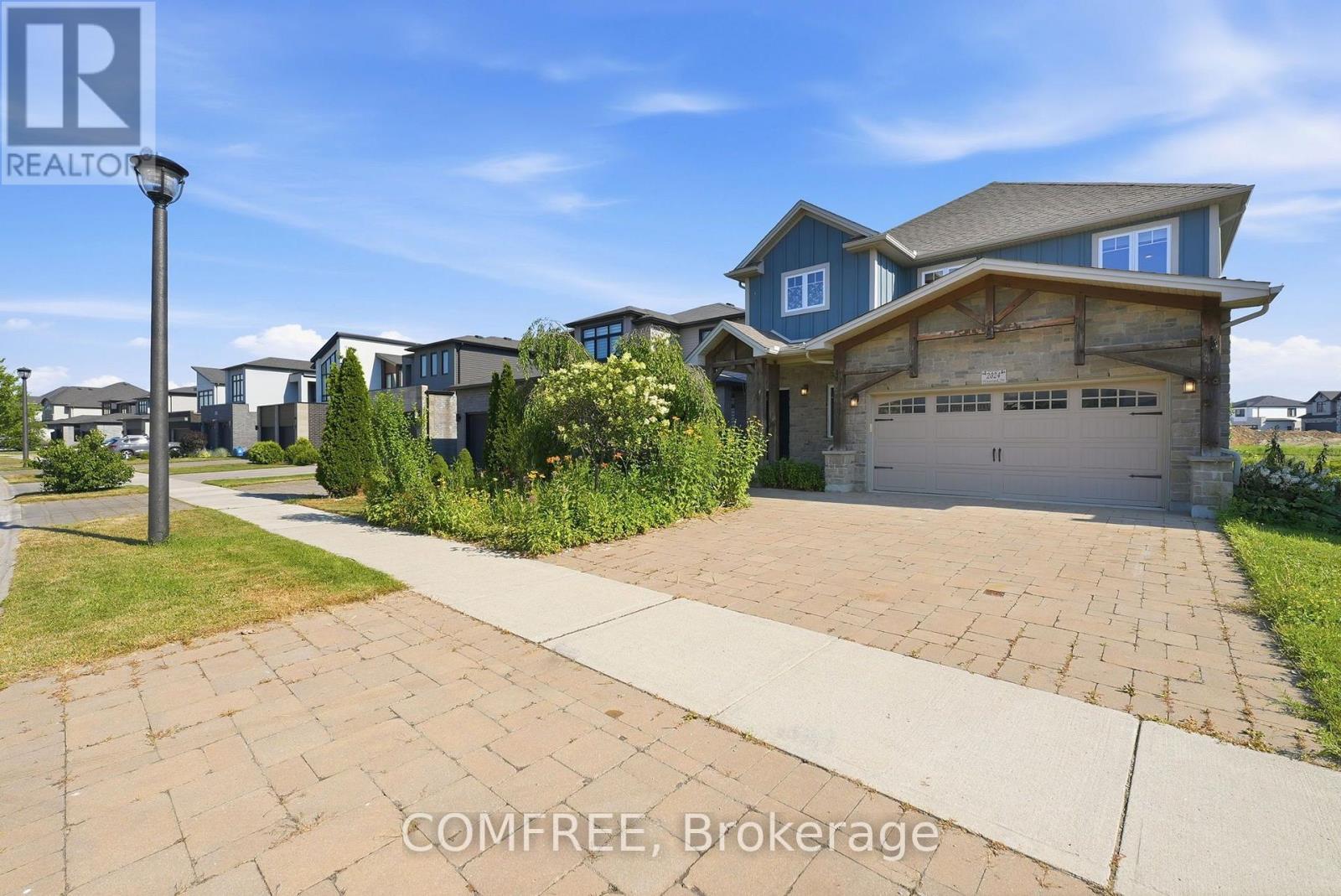 2024 WATEROAK DRIVE - 2