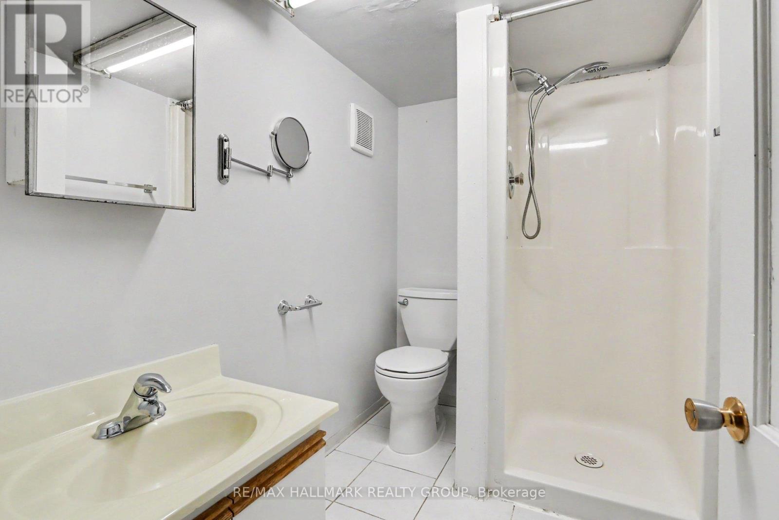 2067 BANGOR STREET - 24