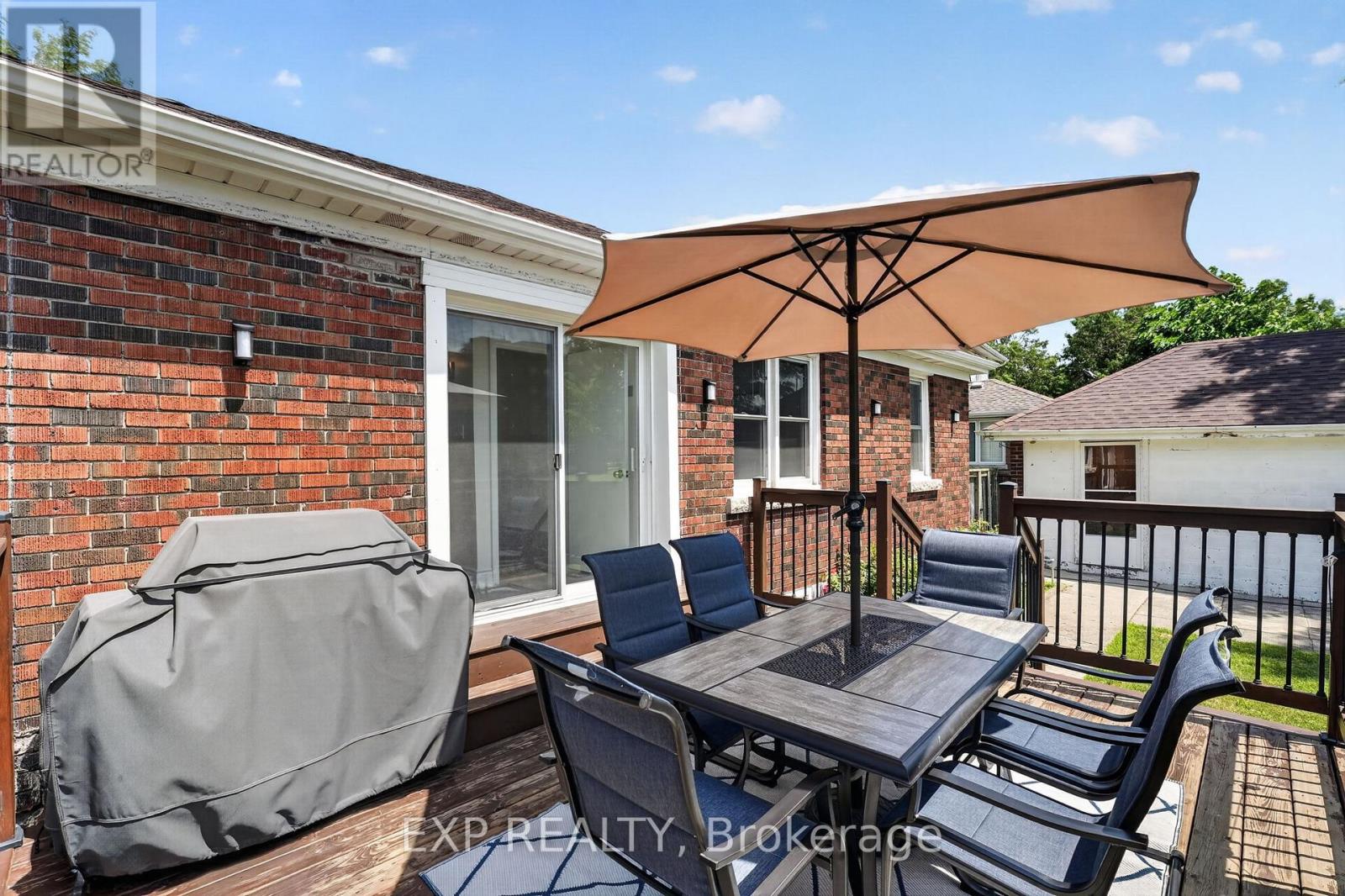 6268 CORWIN CRESCENT - 37