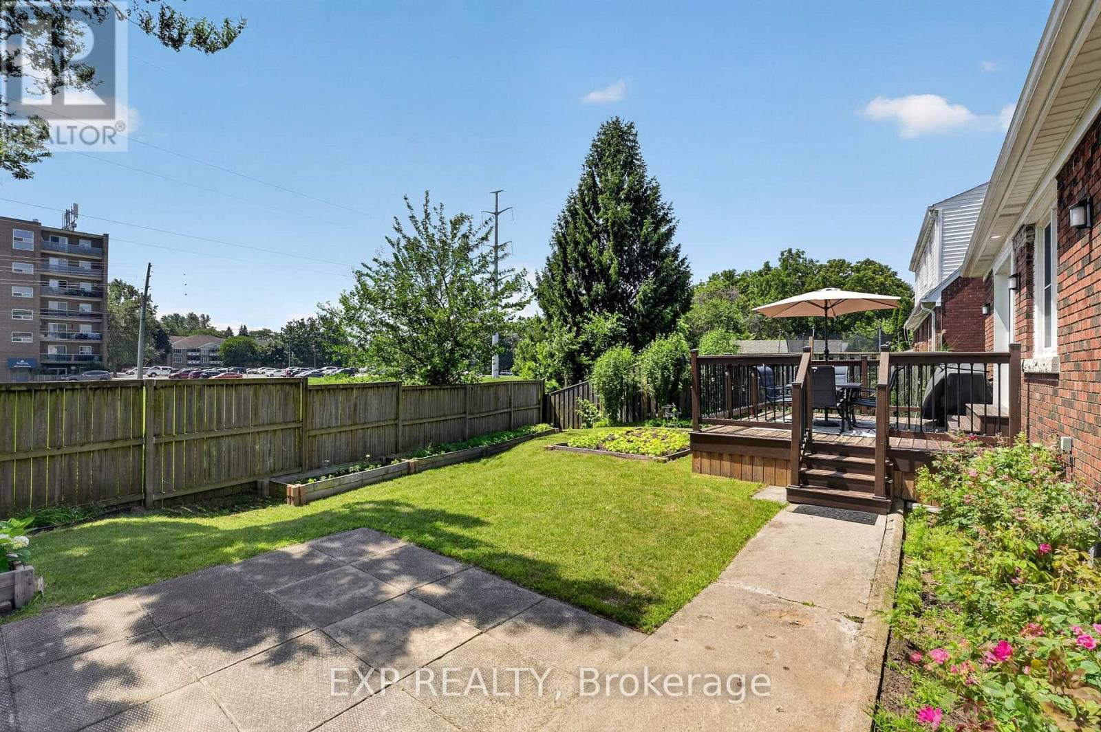 6268 CORWIN CRESCENT - 40