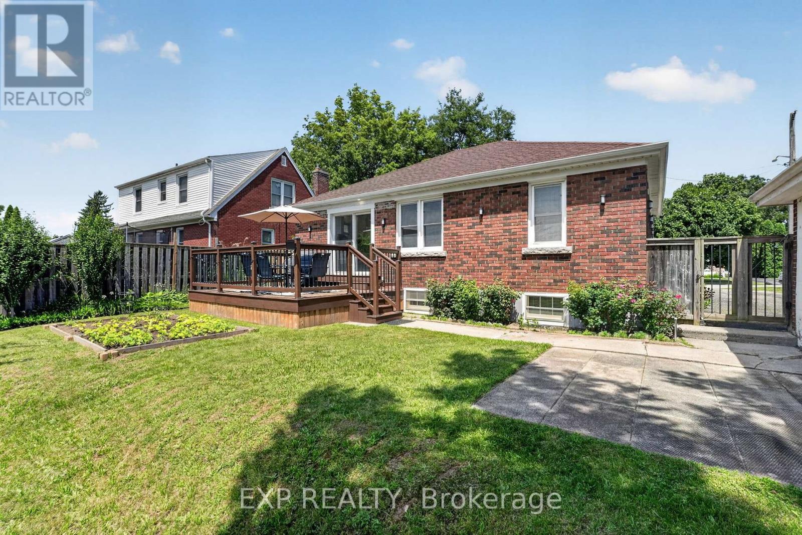 6268 CORWIN CRESCENT - 45