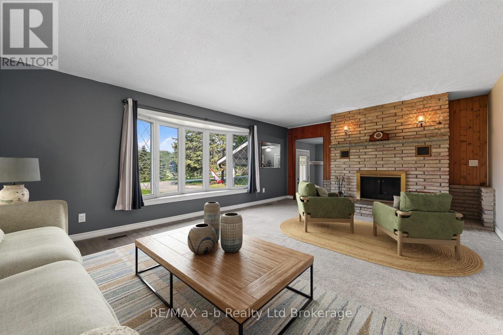23 BURGESS STREET - 4