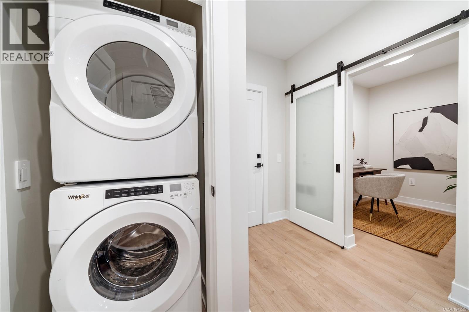#209 1371 Goldstream Ave - 9