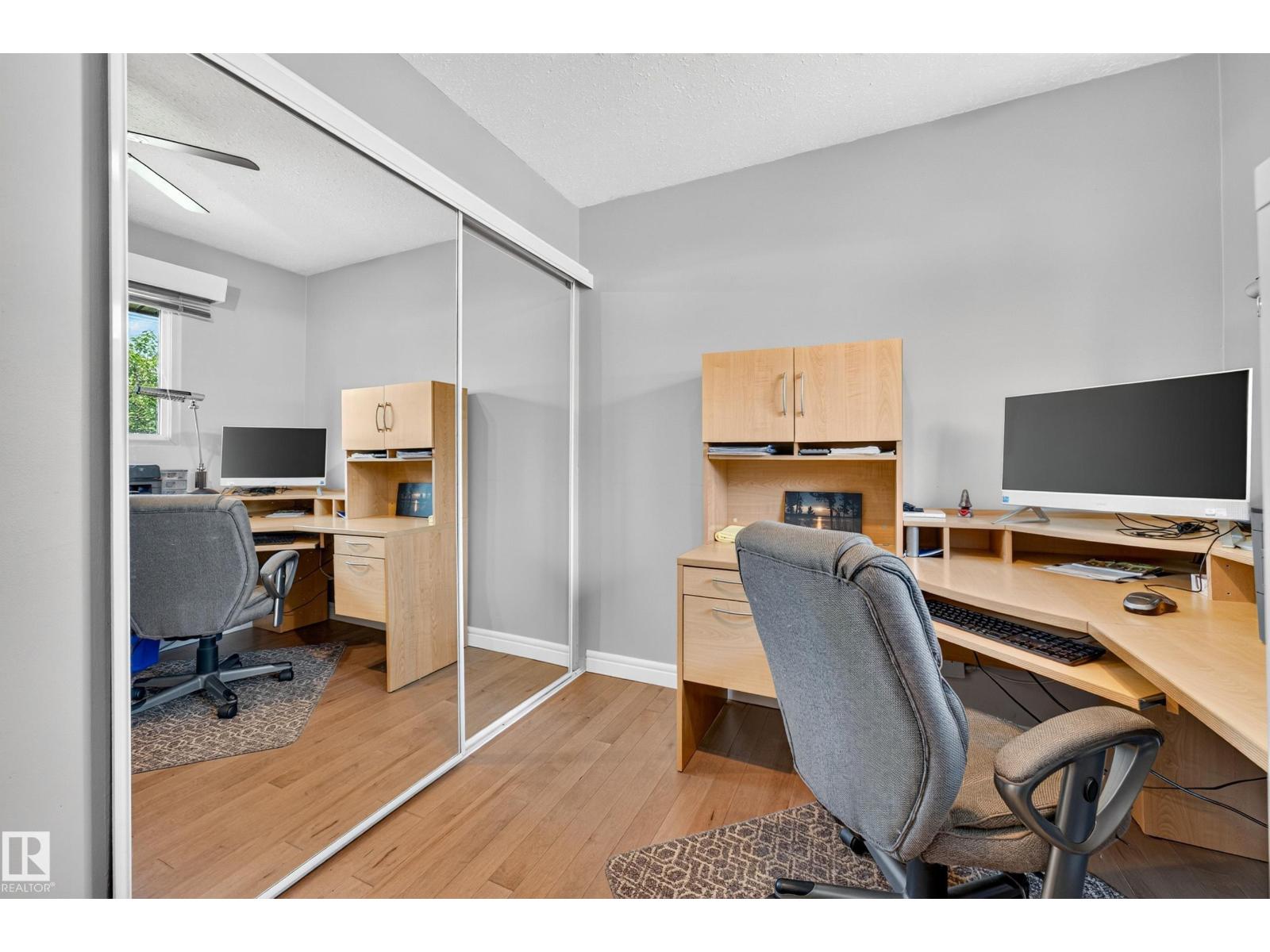 6716 101A AV NW NW - 42