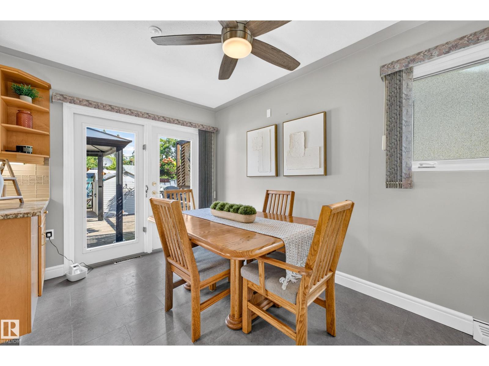 6716 101A AV NW NW - 25