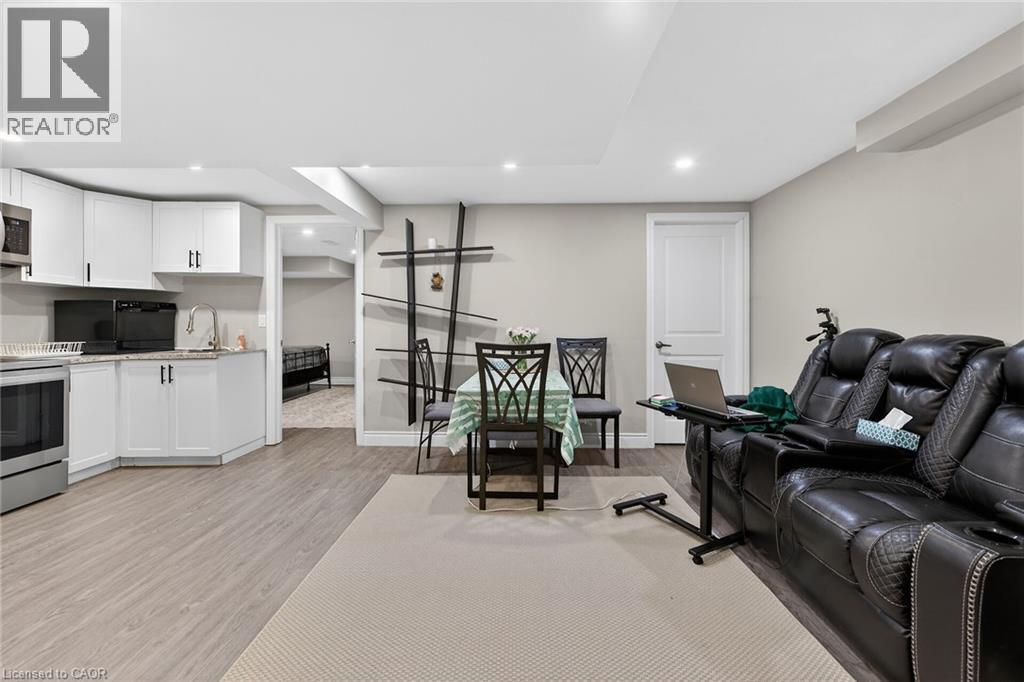 7809 HACKBERRY Trail E - 36