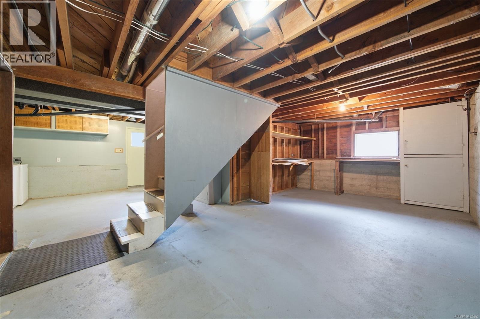 2430 Camelot Rd - 23