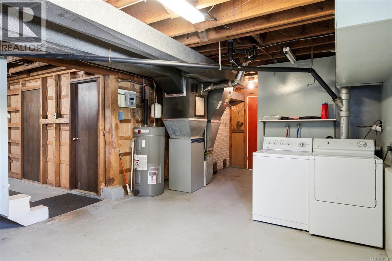 2430 Camelot Rd - 25