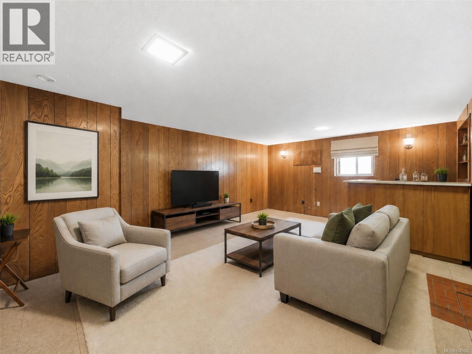 2430 Camelot Rd - 8
