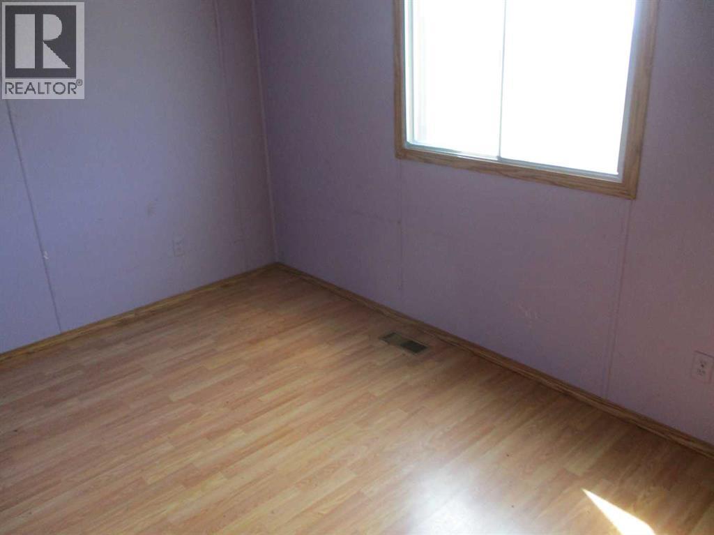 235041 TWP Road 932 - 11