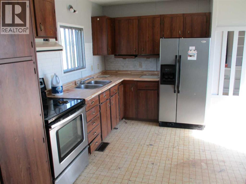 235041 TWP Road 932 - 6