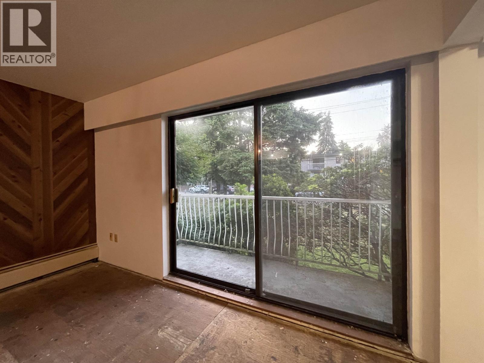 101 5127 IRVING STREET, Burnaby