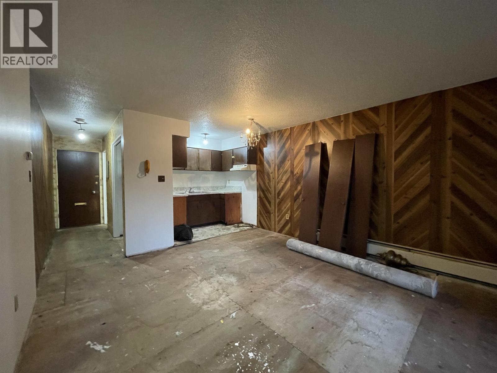 101 5127 IRVING STREET, Burnaby