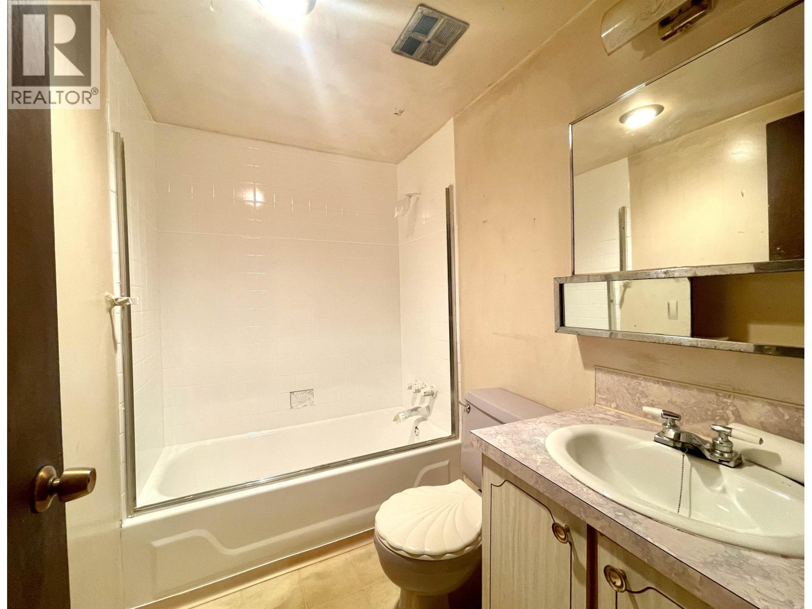 101 5127 IRVING STREET, Burnaby