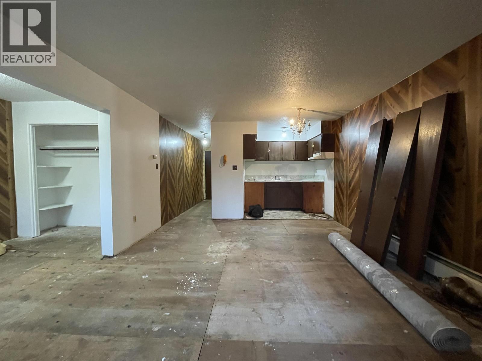 101 5127 IRVING STREET, Burnaby