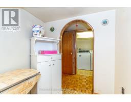 353 St Clarens Avenue, Toronto, ON M6H3W2 Photo 36