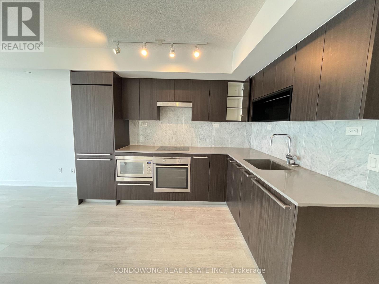 High End Kitchen