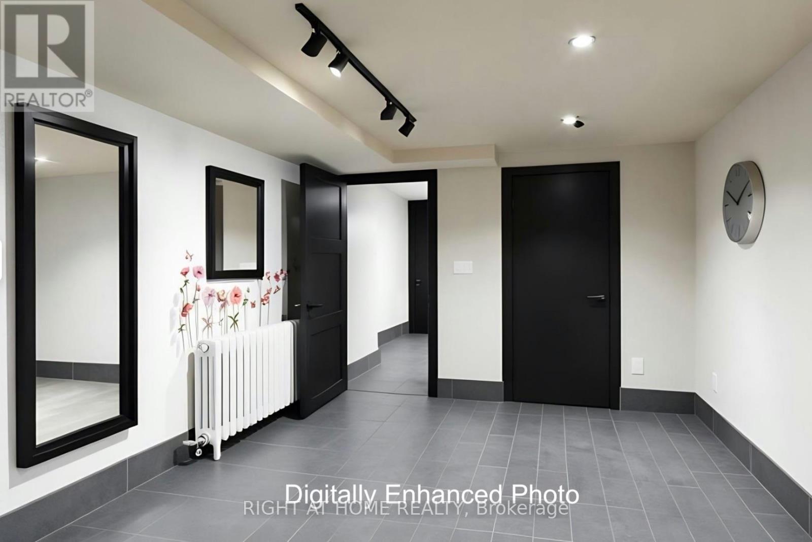 91 BORDEN STREET - 34