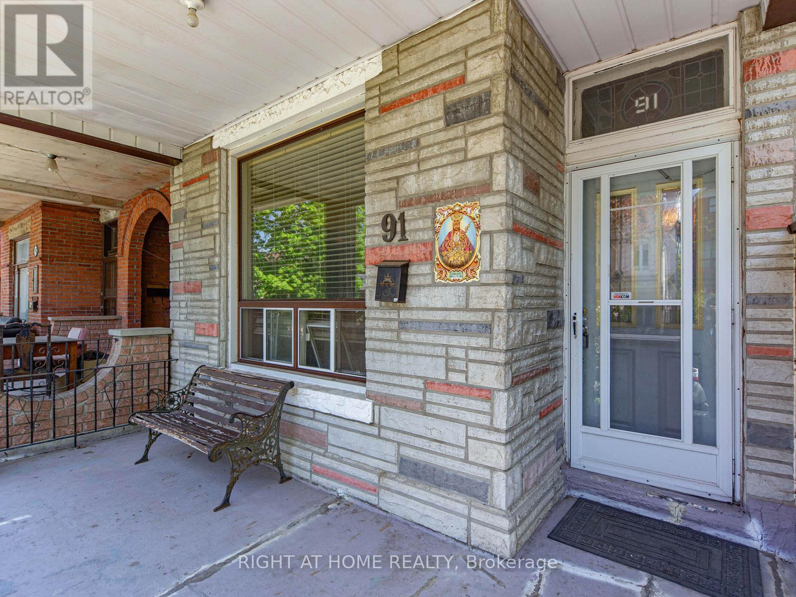 91 BORDEN STREET - 4
