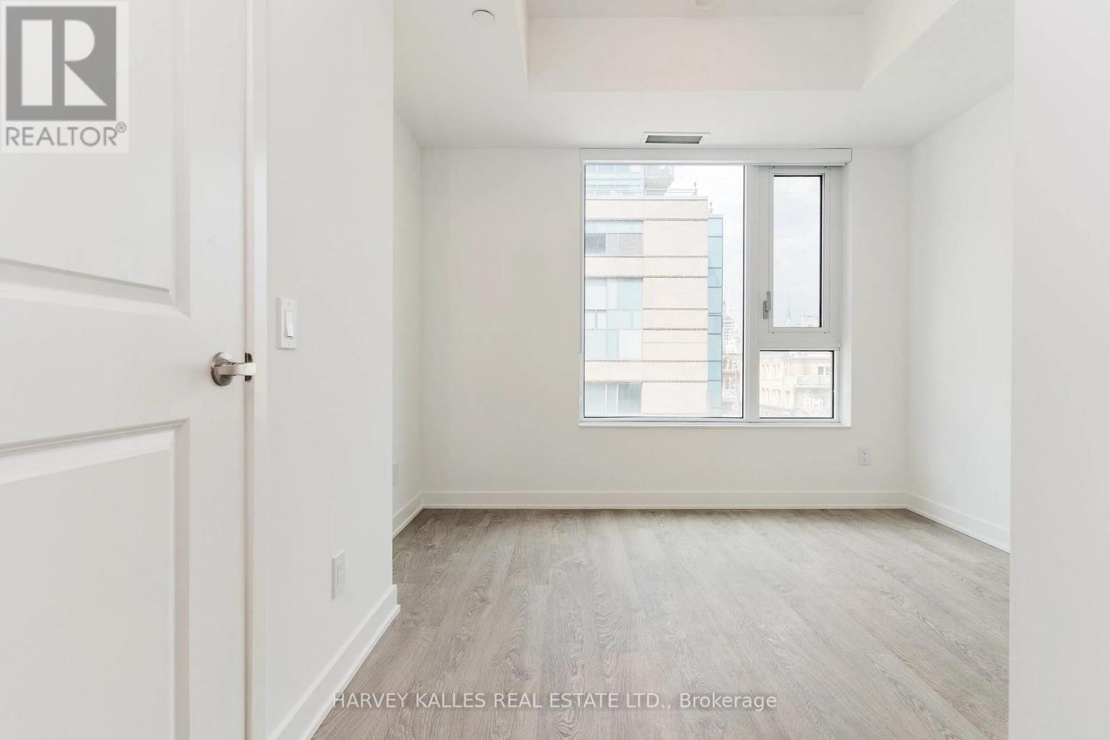 #410 543 RICHMOND STREET W - 26
