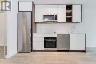 #410 543 RICHMOND STREET W - 3