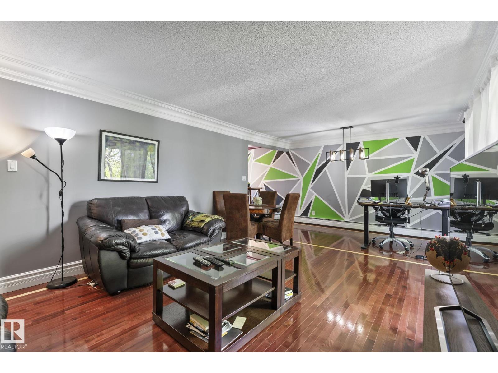 #405 10745 83 AV NW - 1