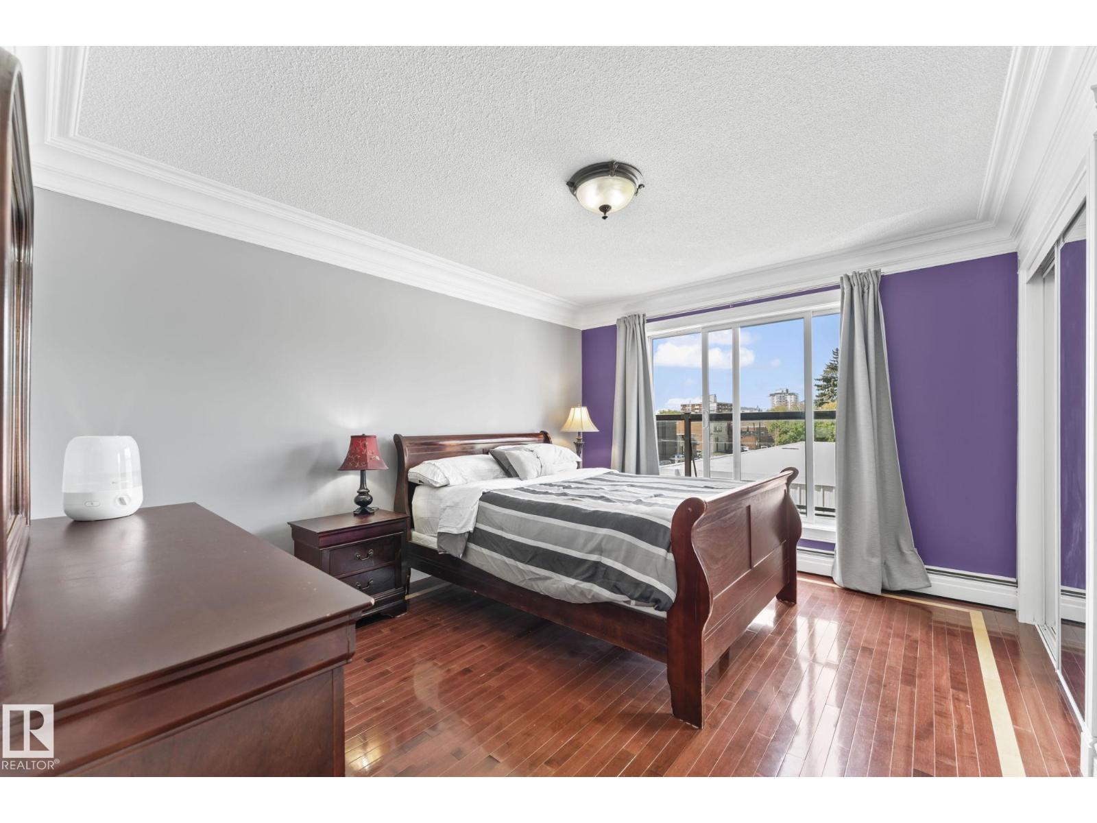 #405 10745 83 AV NW - 19