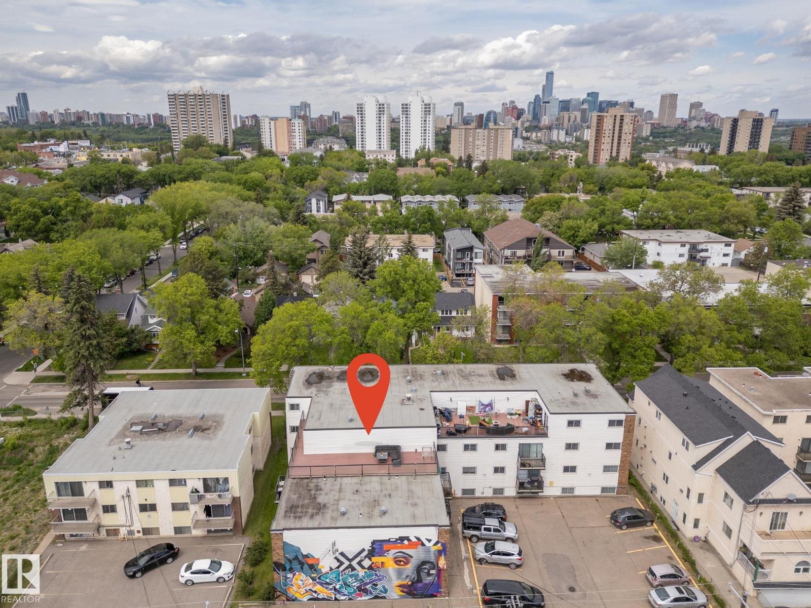 #405 10745 83 AV NW - 35