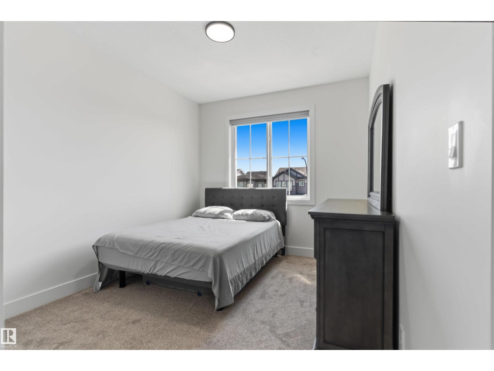 439 Roberts Crescent - 29