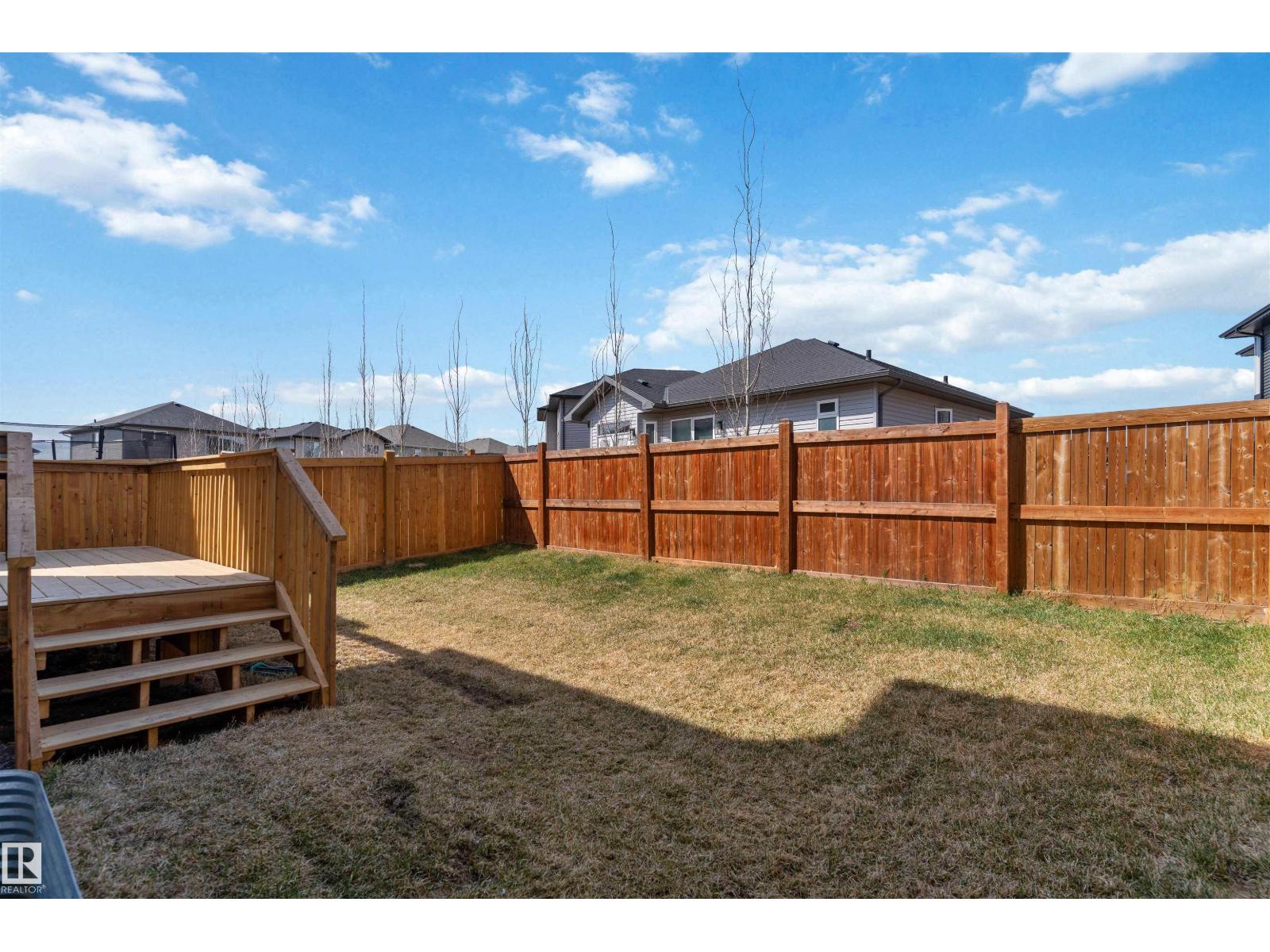 439 Roberts Crescent - 47