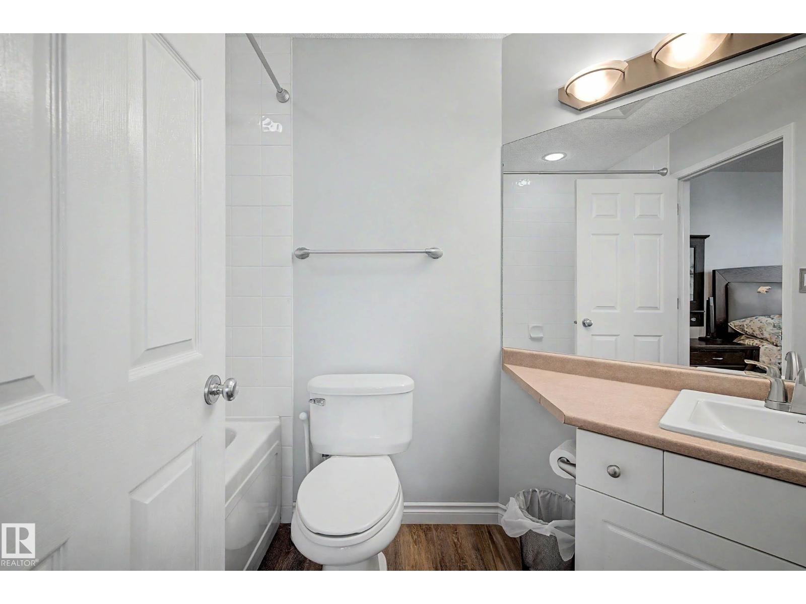 9130 100A AV NW - 27