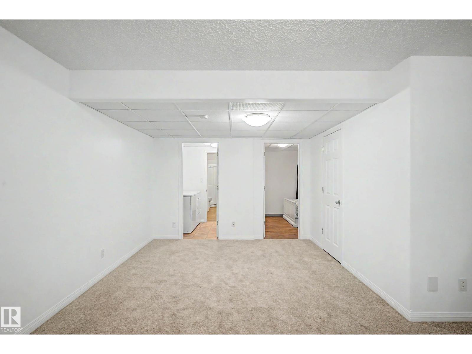 9130 100A AV NW - 31