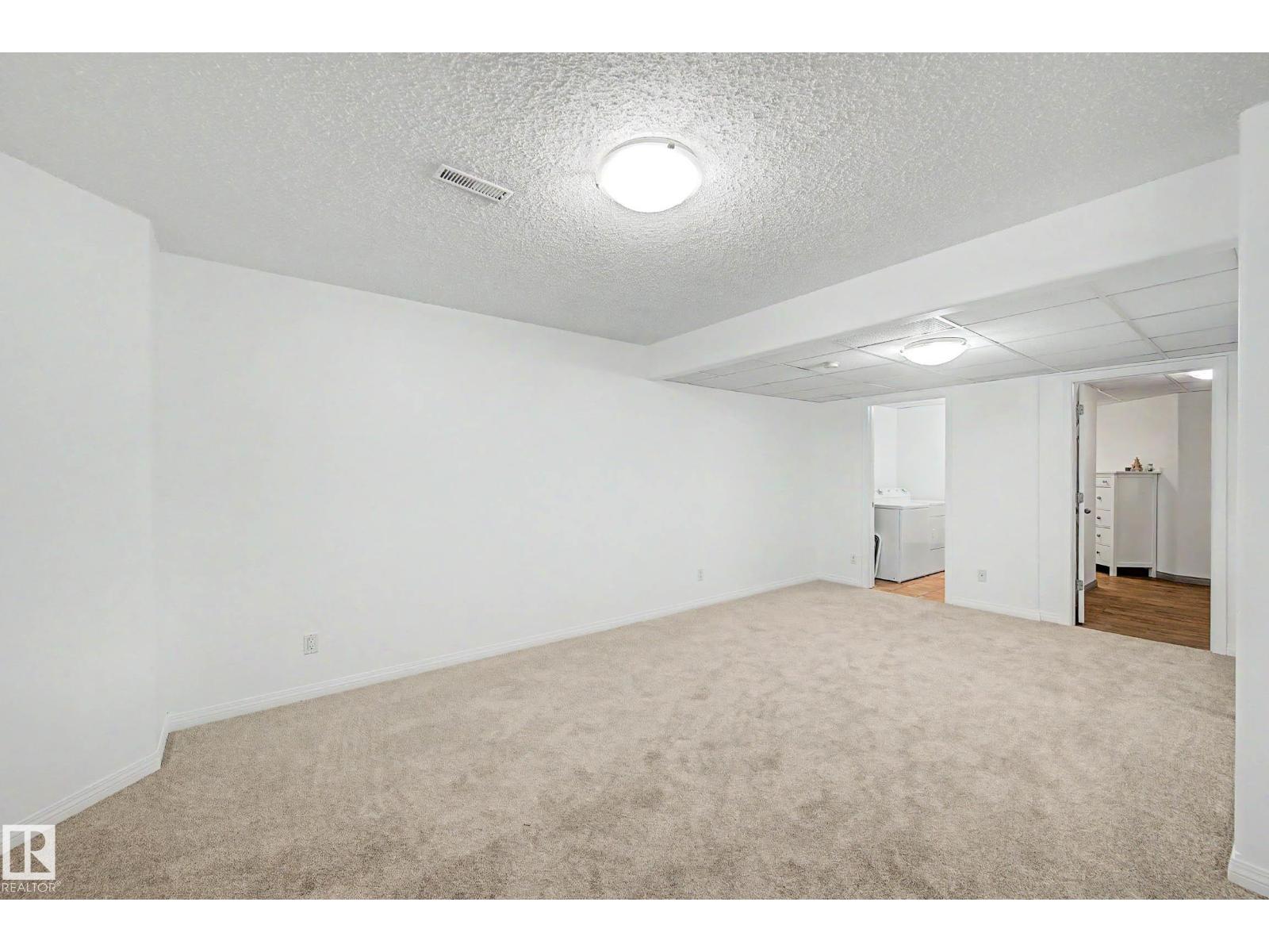 9130 100A AV NW - 33