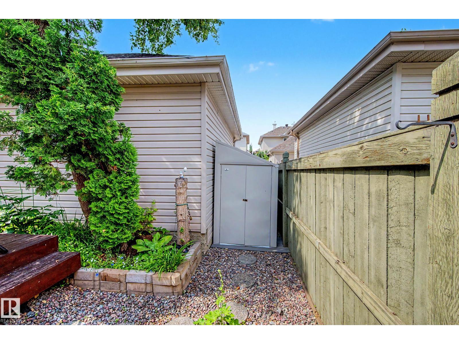 9130 100A AV NW - 44