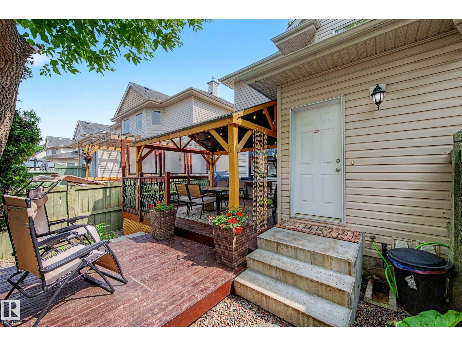 9130 100A AV NW - 52