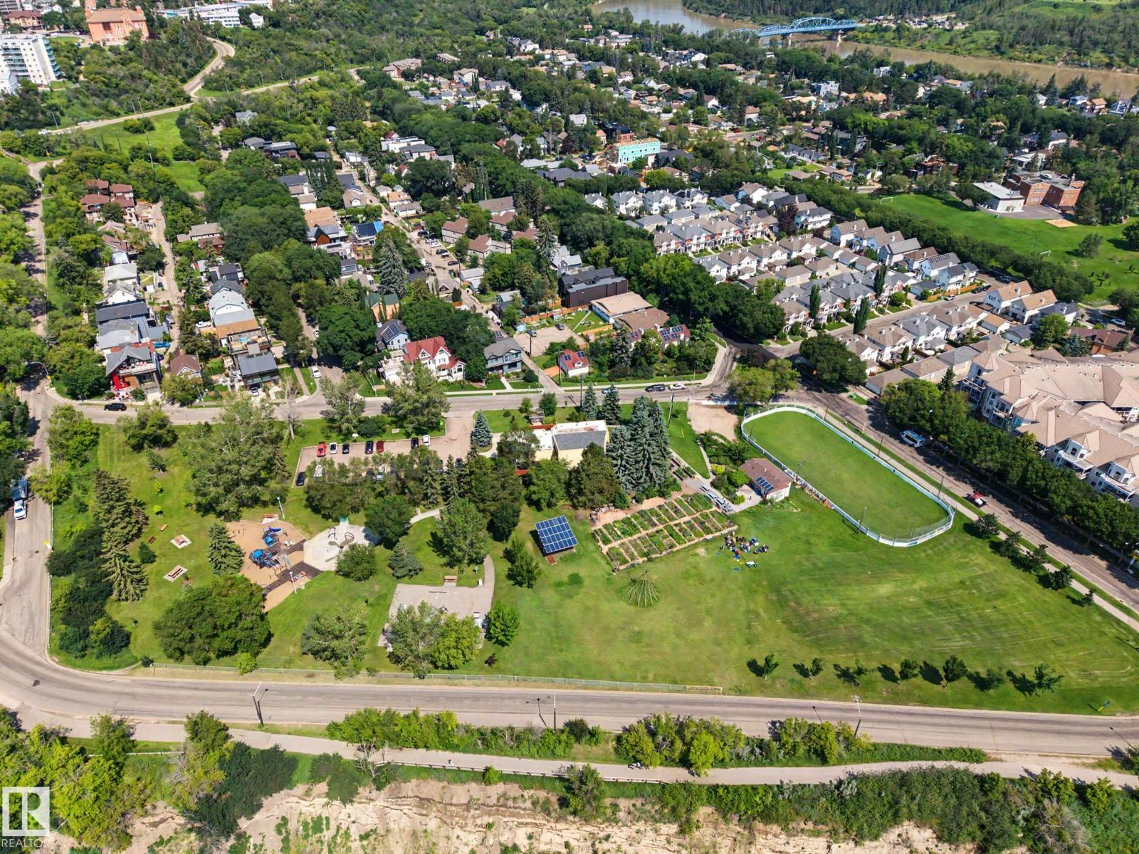 9130 100A AV NW - 56