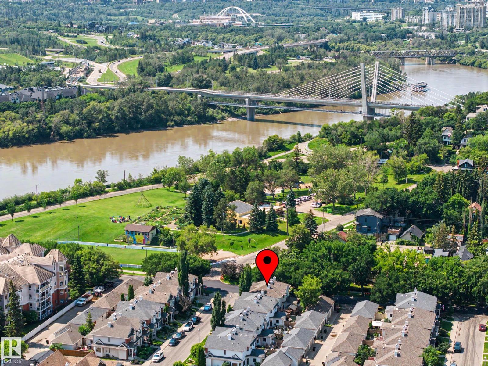 9130 100A AV NW - 62